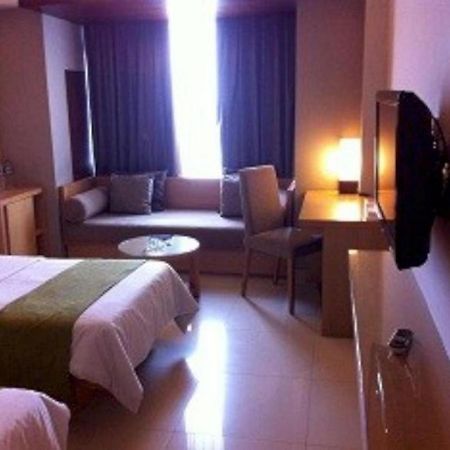Mitra Bandung Hotel Exterior photo