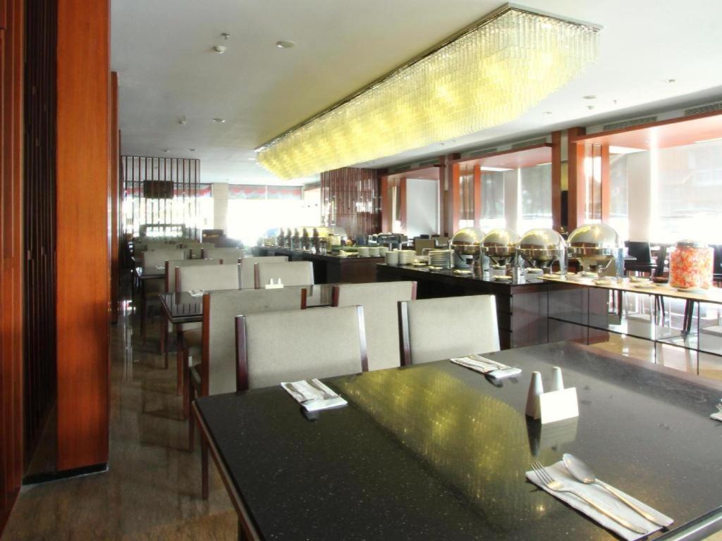Mitra Bandung Hotel Exterior photo