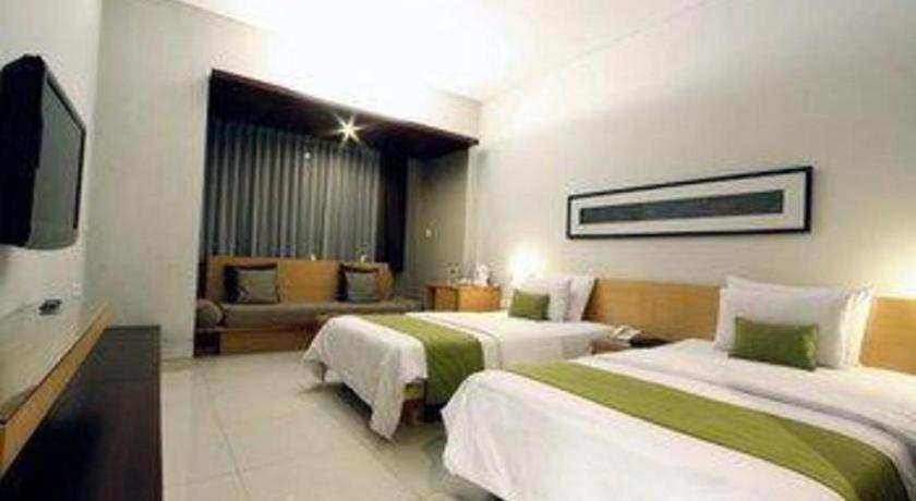 Mitra Bandung Hotel Exterior photo