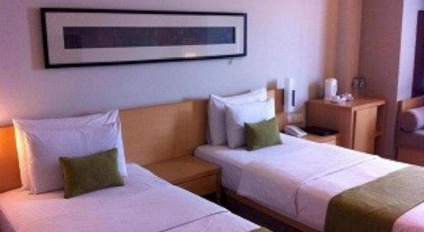 Mitra Bandung Hotel Exterior photo
