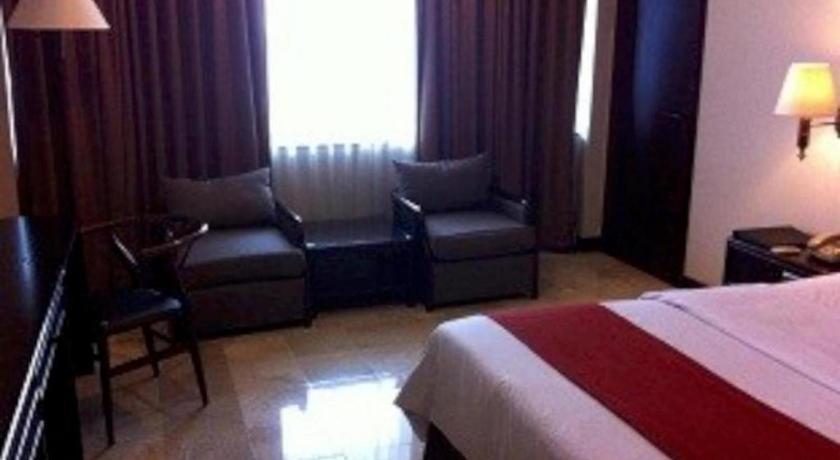 Mitra Bandung Hotel Exterior photo