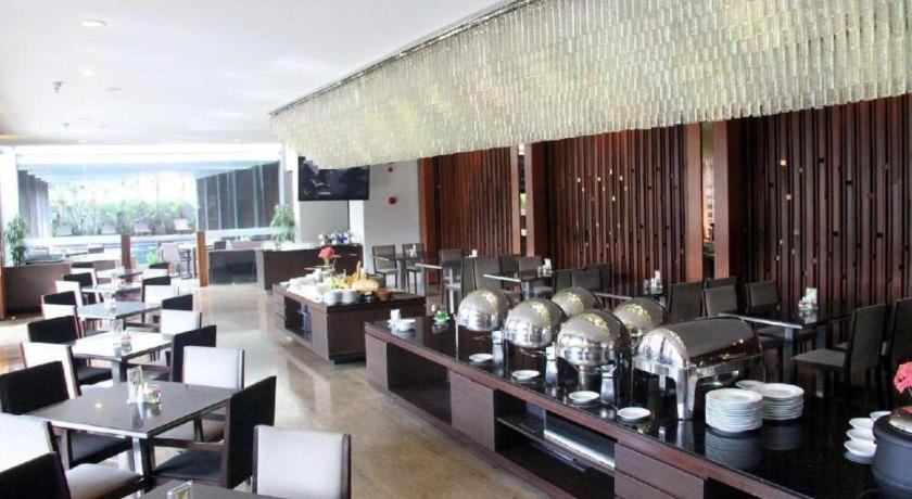 Mitra Bandung Hotel Exterior photo