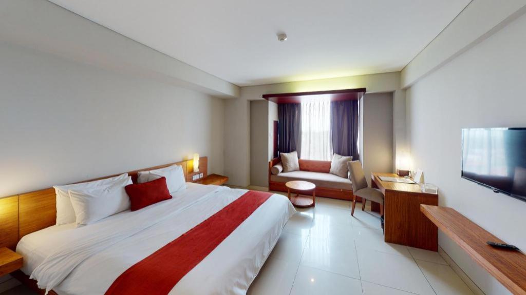 Mitra Bandung Hotel Exterior photo